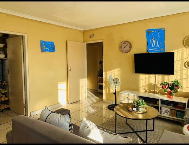 3 BEDROOM HOUSE FOR SALE IN IKWEZI